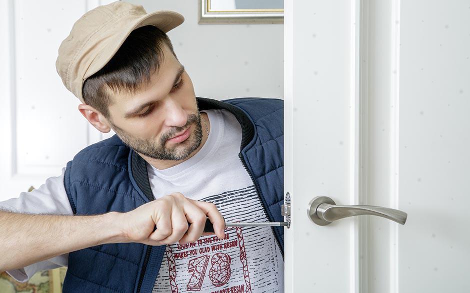 comment ouvrir une porte de garage basculante sans clef Gagny