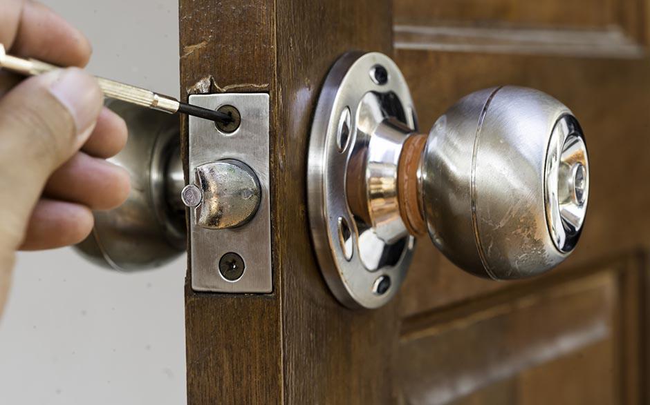 comment ouvrir une porte de garage basculante sans clef Boulogne-Billancourt